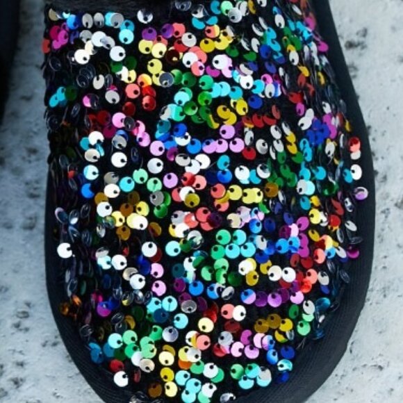 NWT Forever Link Multicolored Sequin Faux Fur Slipper - Picture 2 of 2